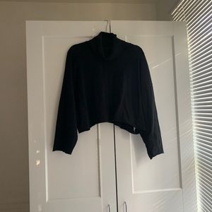 cropped long sleeve black turtleneck